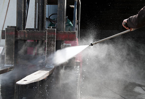 Best Roof Power Washing Services  in Nanakuli, HI
